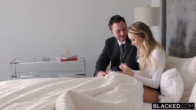 Изменила мужу с негром - #1