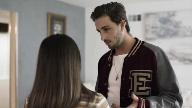 Девушка в очках бурно кончила - #2